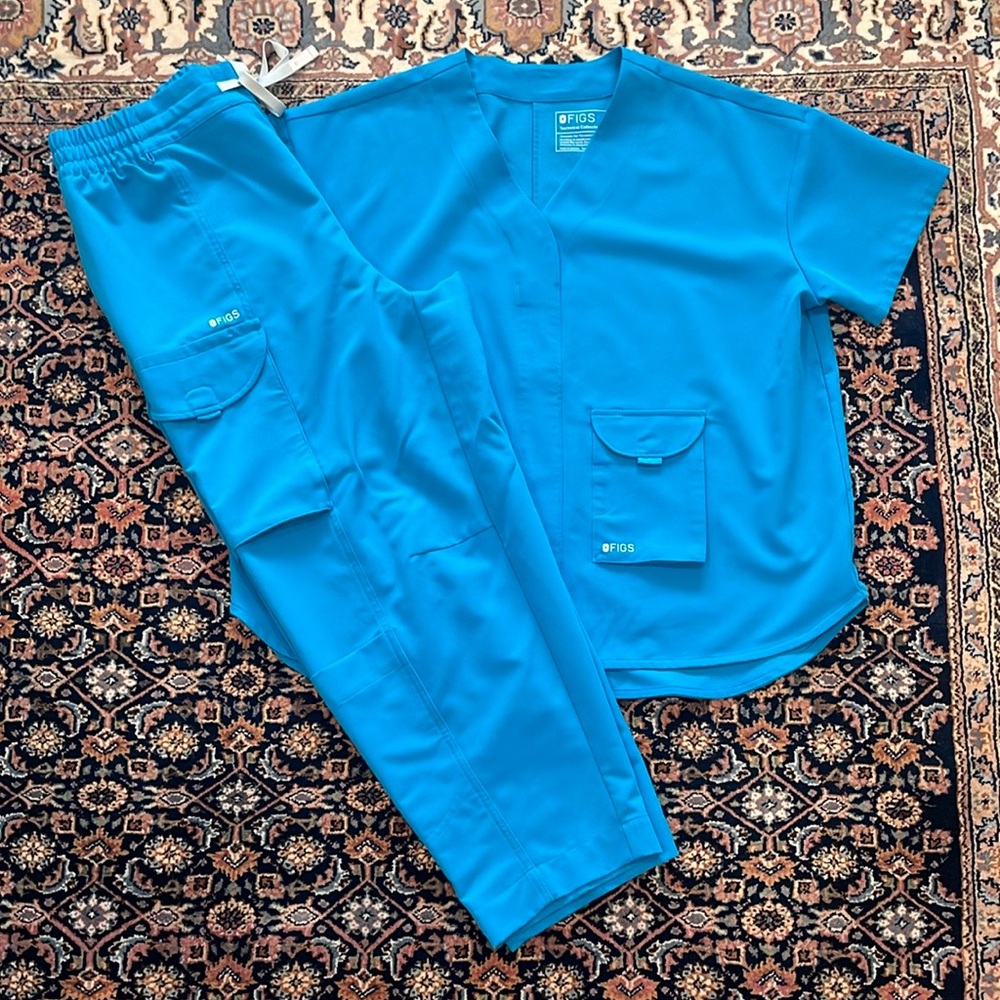 Figs Limited Edition Scrub Set
